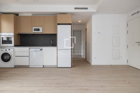 Huoneisto vuokrattavana Barcelona, Espanja, 2 makuuhuonetta, 63 m2 No. 192855 - kuva 2