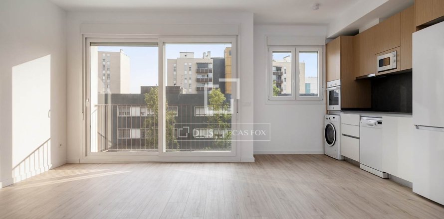 Huoneisto Barcelona, Espanja 2 makuuhuonetta, 63 m2 No. 192855