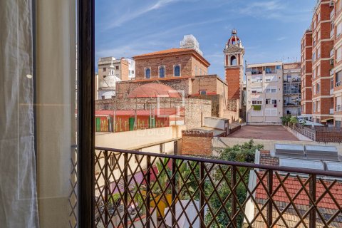Huoneisto vuokrattavana Barcelona, Espanja, 2 makuuhuonetta, 56 m2 No. 192857 - kuva 21