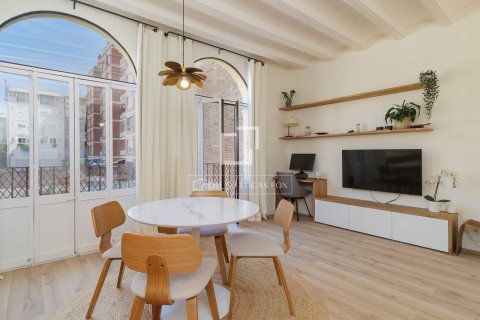 Huoneisto vuokrattavana Barcelona, Espanja, 2 makuuhuonetta, 56 m2 No. 192857 - kuva 2