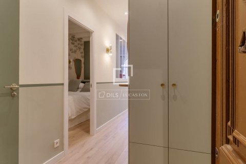 Huoneisto vuokrattavana Barcelona, Espanja, 2 makuuhuonetta, 56 m2 No. 192857 - kuva 11