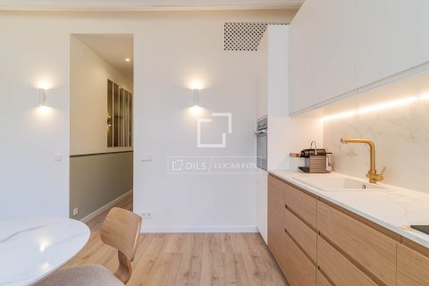 Huoneisto vuokrattavana Barcelona, Espanja, 2 makuuhuonetta, 56 m2 No. 192857 - kuva 18