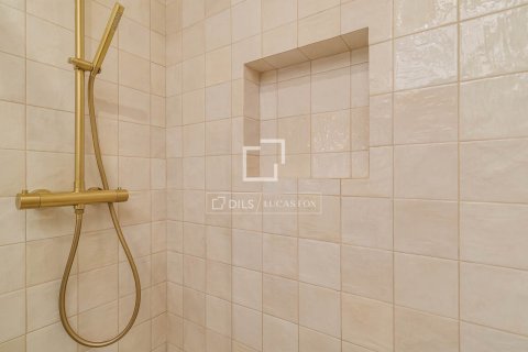Huoneisto vuokrattavana Barcelona, Espanja, 2 makuuhuonetta, 56 m2 No. 192857 - kuva 13