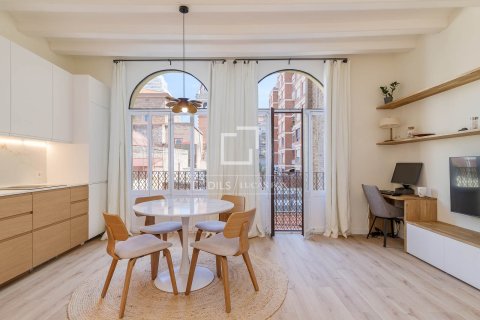 Huoneisto Barcelona, Espanja 2 makuuhuonetta, 56 m2 No. 192857