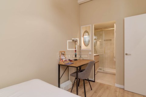 Huoneisto vuokrattavana Barcelona, Espanja, 2 makuuhuonetta, 56 m2 No. 192857 - kuva 10