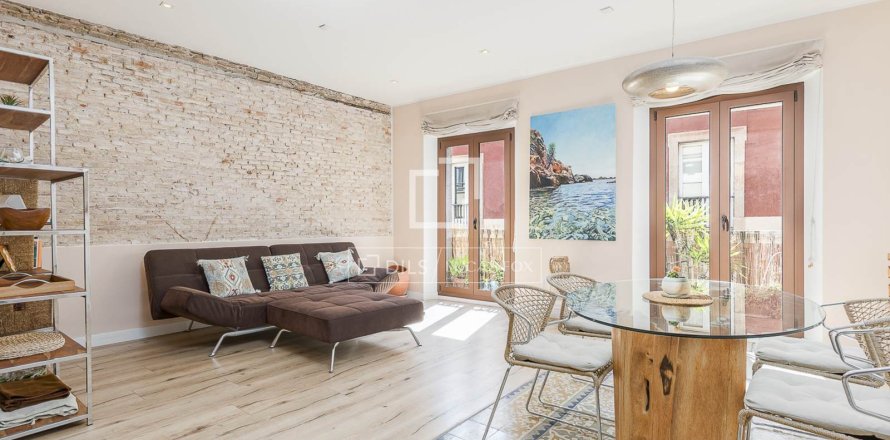 Huoneisto Barcelona, Espanja 2 makuuhuonetta, 87 m2 No. 192859