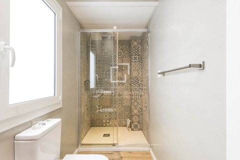 Huoneisto vuokrattavana Barcelona, Espanja, 2 makuuhuonetta, 87 m2 No. 192859 - kuva 27