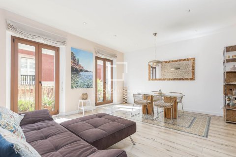 Huoneisto vuokrattavana Barcelona, Espanja, 2 makuuhuonetta, 87 m2 No. 192859 - kuva 2