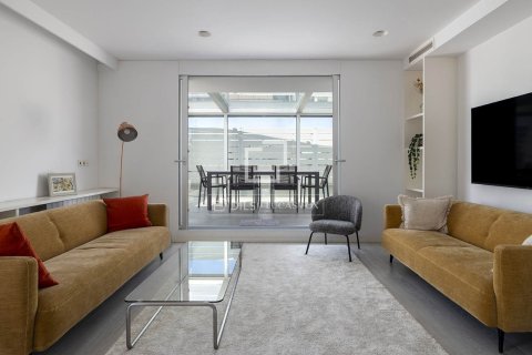 Kattohuoneisto Barcelona, Espanja 3 makuuhuonetta, 109 m2 No. 192853