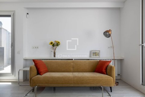 Kattohuoneisto vuokrattavana Barcelona, Espanja, 3 makuuhuonetta, 109 m2 No. 192853 - kuva 3