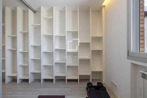 Kattohuoneisto vuokrattavana Barcelona, Espanja, 3 makuuhuonetta, 109 m2 No. 192853 - kuva 25
