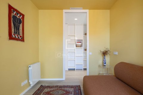 Kattohuoneisto vuokrattavana Barcelona, Espanja, 3 makuuhuonetta, 109 m2 No. 192853 - kuva 29