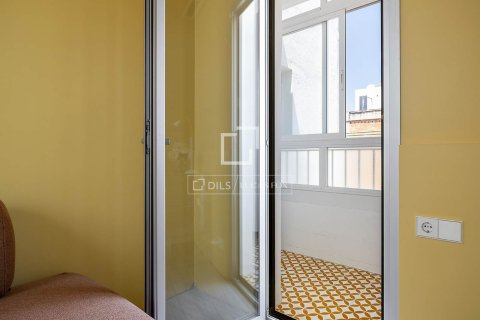 Kattohuoneisto vuokrattavana Barcelona, Espanja, 3 makuuhuonetta, 109 m2 No. 192853 - kuva 28