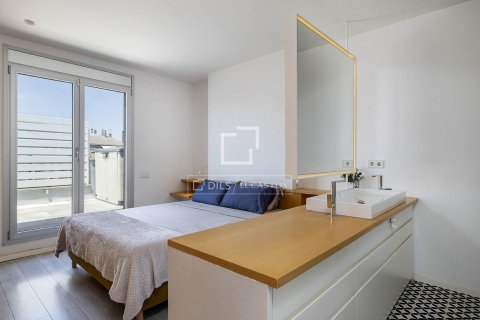 Kattohuoneisto vuokrattavana Barcelona, Espanja, 3 makuuhuonetta, 109 m2 No. 192853 - kuva 18