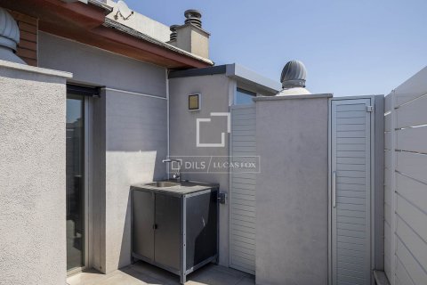 Kattohuoneisto vuokrattavana Barcelona, Espanja, 3 makuuhuonetta, 109 m2 No. 192853 - kuva 16