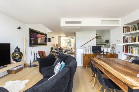 Huvila vuokrattavana Barcelona, Espanja, 5 makuuhuonetta, 365 m2 No. 192856 - kuva 19