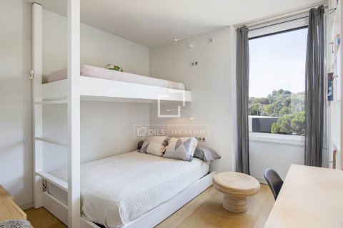 Huvila vuokrattavana Barcelona, Espanja, 5 makuuhuonetta, 365 m2 No. 192856 - kuva 30