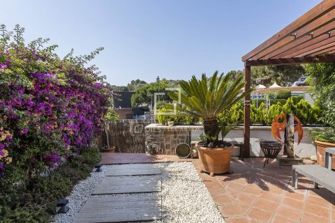 Huvila vuokrattavana Barcelona, Espanja, 5 makuuhuonetta, 365 m2 No. 192856 - kuva 5