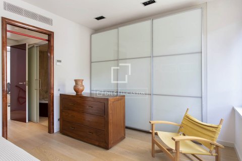 Huvila vuokrattavana Barcelona, Espanja, 5 makuuhuonetta, 365 m2 No. 192856 - kuva 27