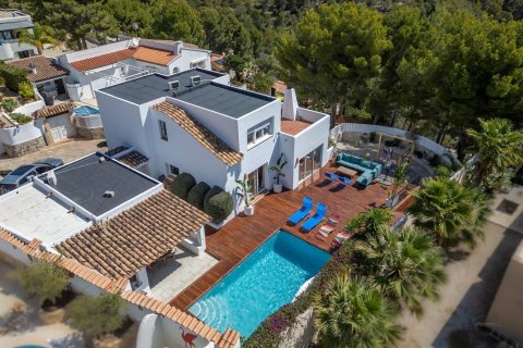 Villa in Altea, Alicante, Spain 3 bedrooms, 198 sq.m. No. 180022
