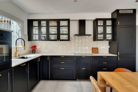 Villa for sale in Altea, Alicante, Spain 3 bedrooms, 198 sq.m. No. 180022 - photo 9