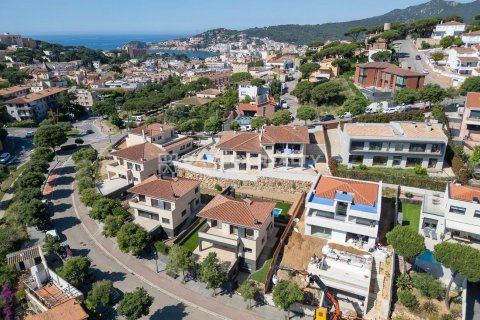 Willa w Sant Feliu de Guixols, Girona, Hiszpania 3 sypialnie, 359 mkw. nr 176837 – zdjęcie 6