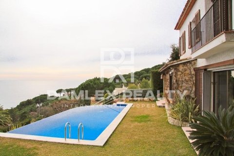 Willa w Lloret de Mar, Girona, Hiszpania 4 sypialnie, 230 mkw. nr 176840 – zdjęcie 3