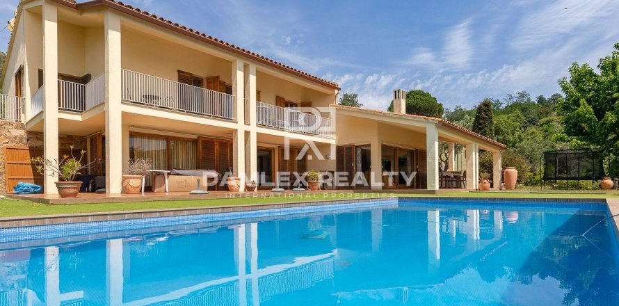 Willa w Tossa de Mar, Girona, Hiszpania 5 sypialni, 230 mkw. nr 176843