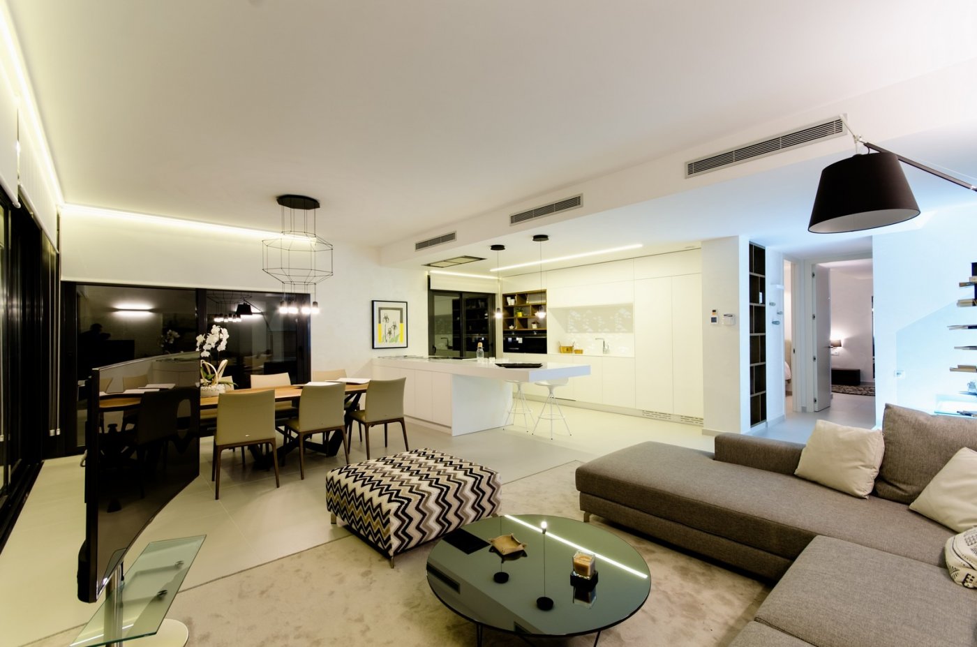 Villa a Alicante, Spagna 4 camere da letto, 196 mq. N° 111474