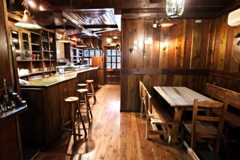 Bar/ristorante a Sahagun, Leon, Spagna 3 camere da letto, 149 mq. N° 194428