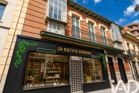 Commercial property in Astorga, Leon, Spain 100 sq.m. No. 194424