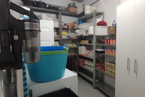 Hotelli myytävänä Leon, Espanja, 7 makuuhuonetta, 506 m2 No. 194429 - kuva 20
