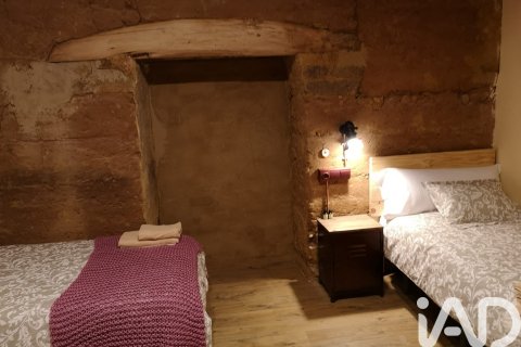 Hotelli myytävänä Leon, Espanja, 6 makuuhuonetta, 358 m2 No. 194427 - kuva 22