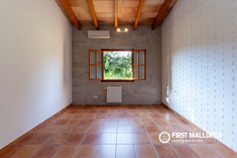 Finca for sale in Santa Maria Del Cami, Mallorca, Spain 3 bedrooms, 180 sq.m. No. 167951 - photo 4