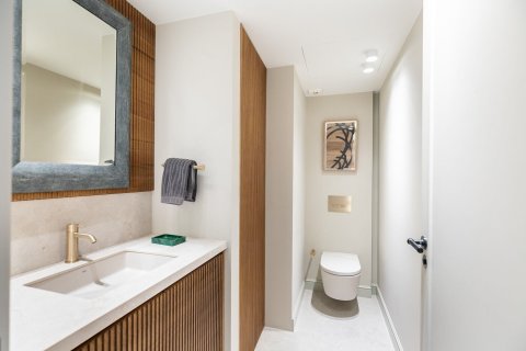 Apartment à vendre à Barcelona, Espagne, 2 chambres, No. 140976 - photo 27