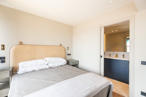 Apartment à vendre à Barcelona, Espagne, 2 chambres, No. 140976 - photo 17