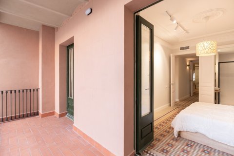 Lägenhet till salu i Barcelona, Spanien 3 sovrum, Nr. 140975 - foto 26