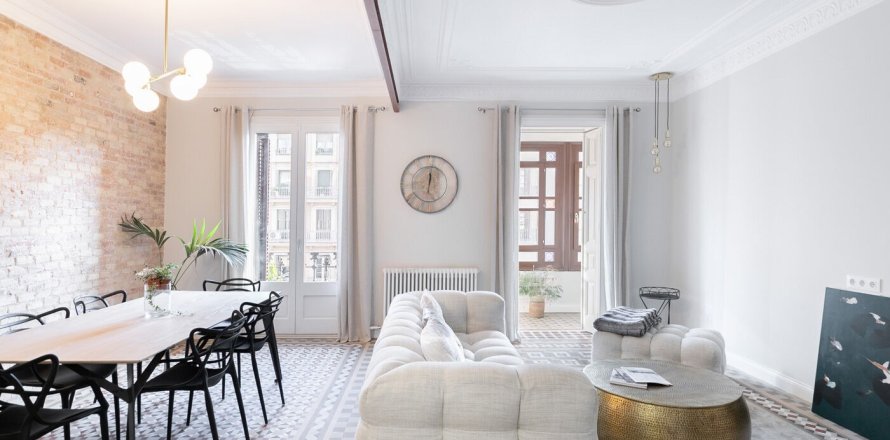 Lägenhet i Barcelona, Spanien 3 sovrum, Nr. 140975