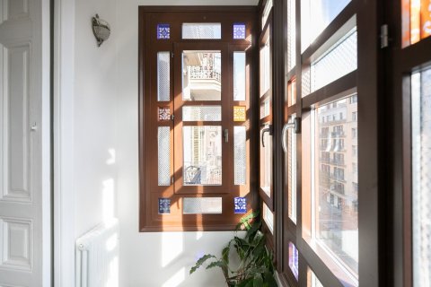 Lägenhet till salu i Barcelona, Spanien 3 sovrum, Nr. 140975 - foto 6