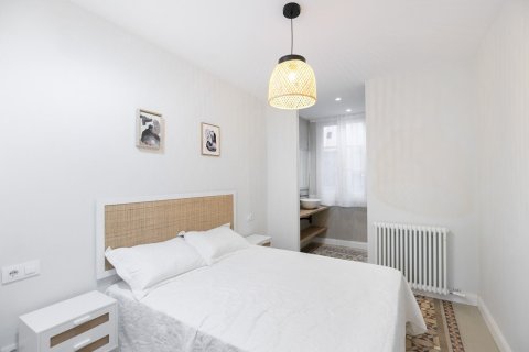 Lägenhet till salu i Barcelona, Spanien 3 sovrum, Nr. 140975 - foto 22