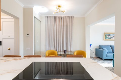 Apartamento en venta en Barcelona, España 4 dormitorios, No. 140981 - foto 8