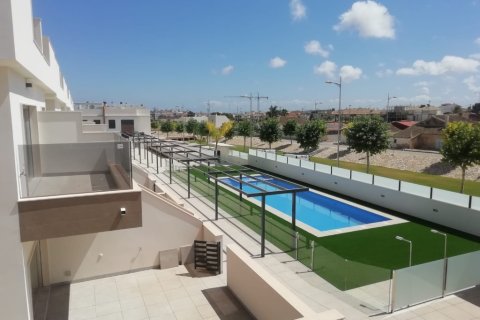 Apartament w Pilar de la Horadada, Alicante, Hiszpania 2 sypialnie, 67 mkw. nr 145751 – zdjęcie 1