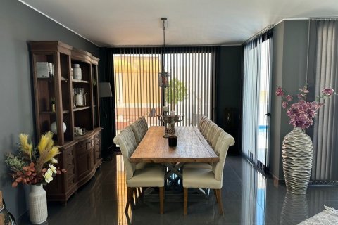 Villa zum Verkauf La Marina, Alicante, Spanien 7 Schlafzimmer, 332 m2 Nr. 114573 - Foto 7