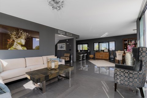 Villa zum Verkauf La Marina, Alicante, Spanien 7 Schlafzimmer, 332 m2 Nr. 114573 - Foto 8