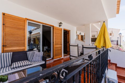 Kaupunkipientalo myytävänä Gran Alacant, Alicante, Espanja, 6 makuuhuonetta, 287 m2 No. 114565 - kuva 30