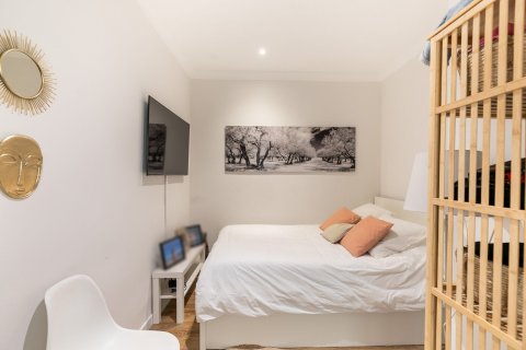 Lägenhet till salu i Barcelona, Spanien 4 sovrum, Nr. 140994 - foto 23