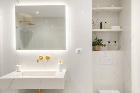 Apartment à vendre à Barcelona, Espagne, 4 chambres, No. 140995 - photo 22