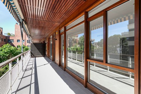 Apartment à vendre à Barcelona, Espagne, 5 chambres, No. 140989 - photo 23