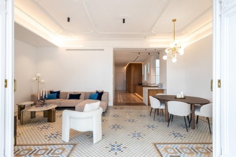 Lägenhet till salu i Barcelona, Spanien 3 sovrum, Nr. 140990 - foto 1