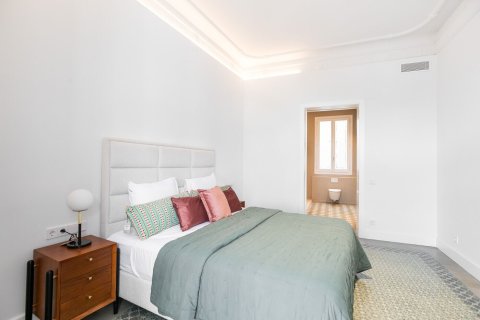 Lägenhet till salu i Barcelona, Spanien 3 sovrum, Nr. 140990 - foto 13
